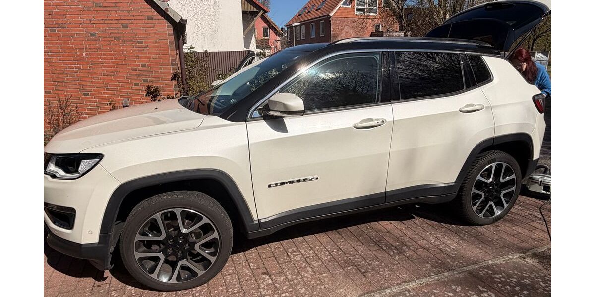 Jeep Compass 129.500 km 16.890 &euro; Wurster Nordseeküste / Dorum 27639