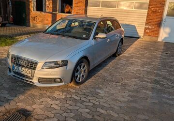 Audi A4 246.000 km 4.490 &euro; Geestland 27624