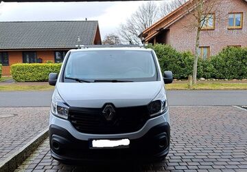 Renault Trafic 104.350 km 12.200 &euro; Wurster Nordseeküste 27639