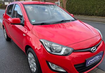 Hyundai i20 158.500 km 3.999 &euro; Cadenberge 21781