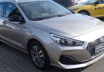 Hyundai i30 99.127 km 12.890 &euro; Cuxhaven 27472