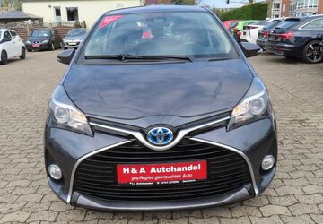 Toyota Yaris 30.915 km 12.999 &euro; Geestland 27607