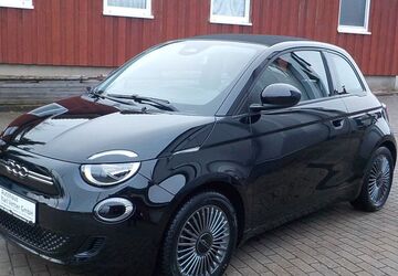 Fiat 500e 13.820 km 22.900 &euro; Cuxhaven 27478