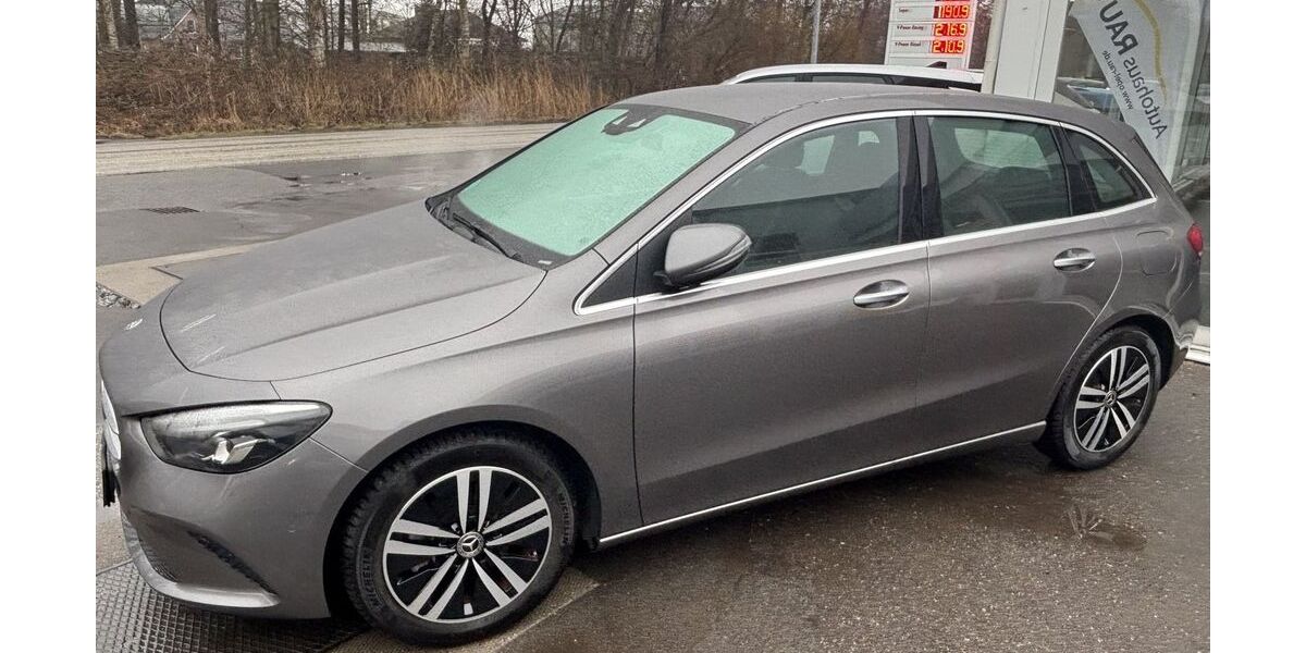 Mercedes-Benz B 200 7.685 km 26.490 &euro; Brunsbüttel 25541