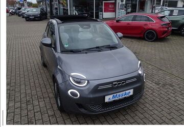 Fiat 500e 21.786 km 18.690 &euro; Cuxhaven 27472