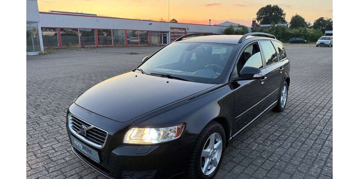 Volvo V50 302.000 km 2.499 &euro; Cuxhaven 27474
