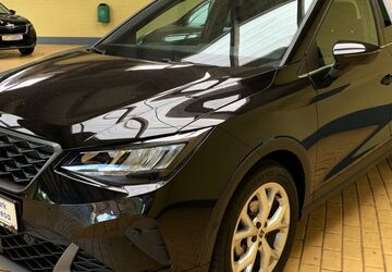 Seat Arona 1.665 km 25.470 &euro; Geestland 27624
