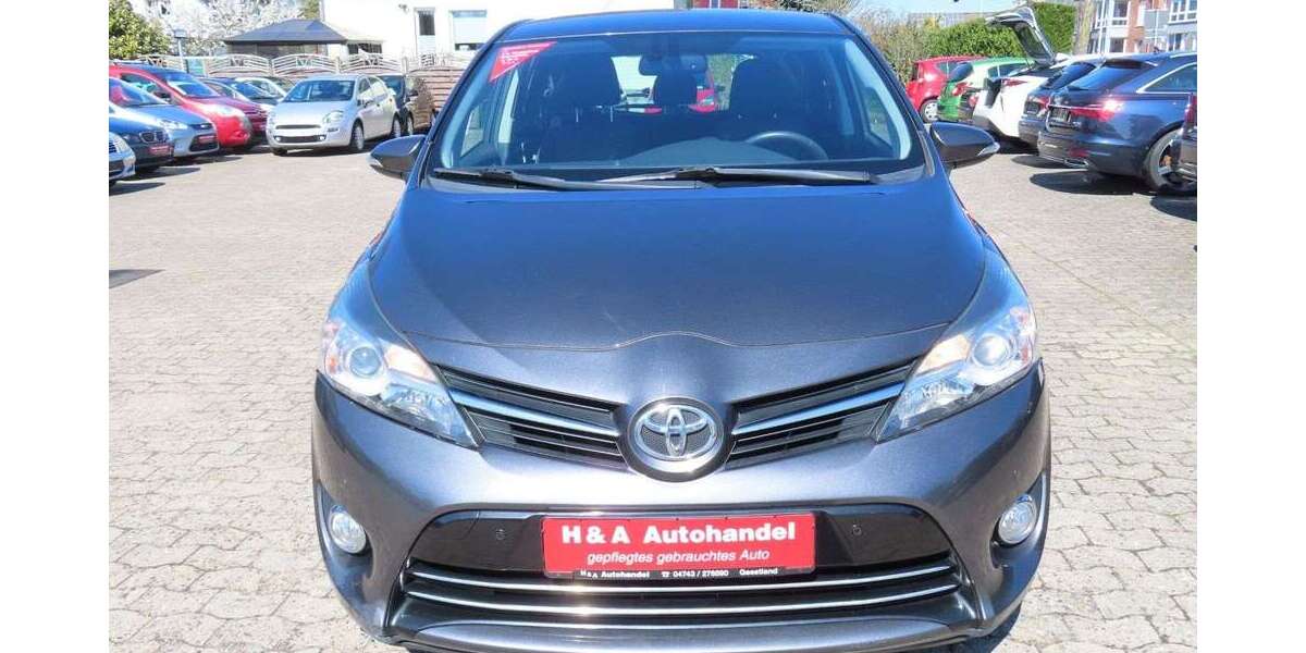 Toyota Verso 147.372 km 10.999 &euro; Geestland 27607