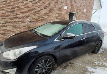 Hyundai i40 134.000 km 7.500 &euro; Brunsbüttel 25541