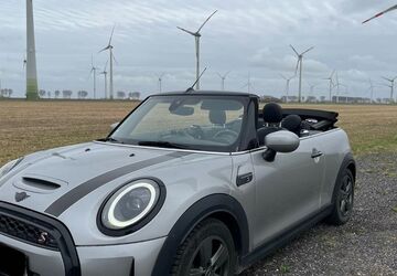 Mini Cooper S Cabrio 58.000 km 26.400 &euro; Friedrichskoog 25718
