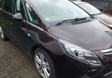 Opel Zafira Tourer 96.200 km 11.490 &euro; Brunsbüttel 25541