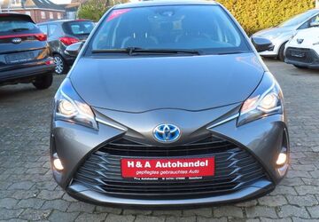 Toyota Yaris 29.033 km 14.800 &euro; Geestland 27607