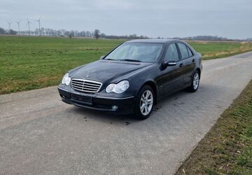 Mercedes-Benz C 180 160.000 km 3.750 &euro; Geestland 27607